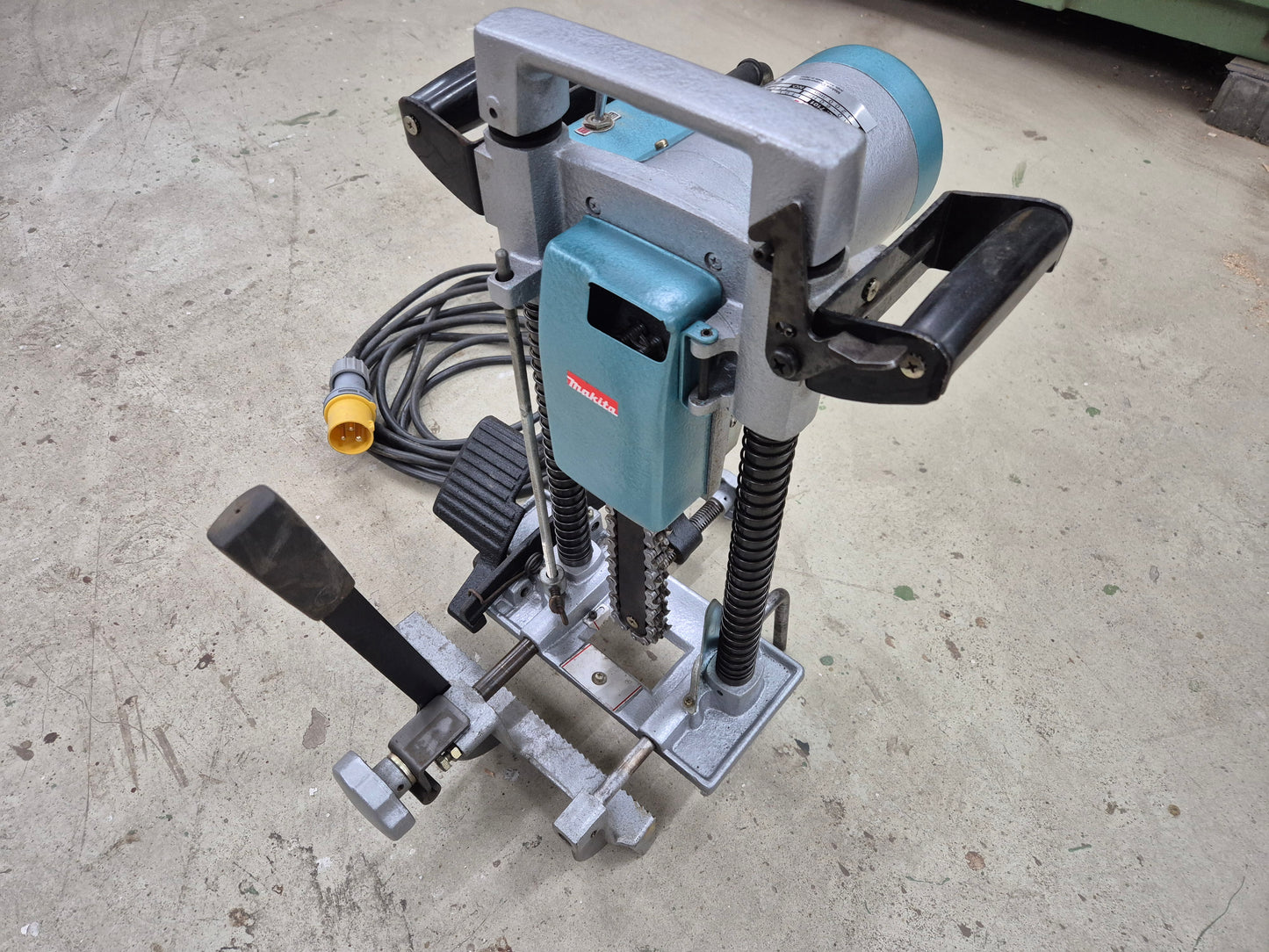 Makita 7101 - Chain Mortiser